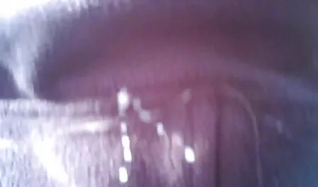 Elle porno avec les animaux aime se masturber.