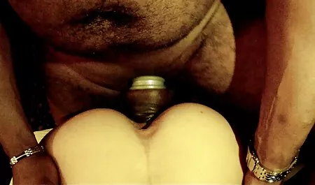 Plantureuse asiatique et elle ami ginger porno femme et le chien