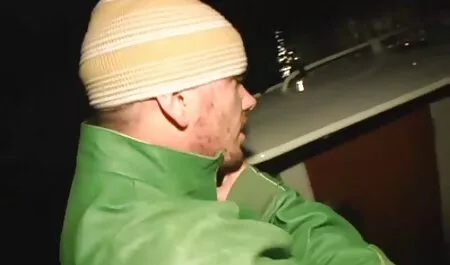 Noir homme donne blanc homme porno viol sa fille