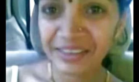 Frais Lesbiennes porn femme et animal