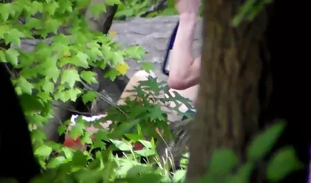 Hommes blancs et Latinos porno pere et fille en francais amoureux