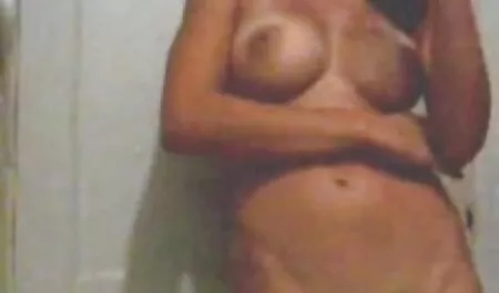 Rugueux, sucer pute aux xxx cheval avec femme gros seins