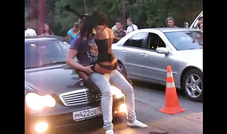 Salope lesbienne xxx femme et chien chaude.