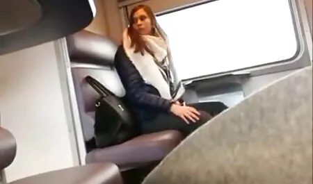 L'homme a amené xxx video femme noir une brune chaude pour atteindre l'orgasme désiré.