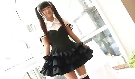 Chauve-tête pourno fille brune pompé