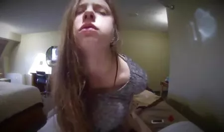 Comment deux blondes xxx big femme se baisent bien.