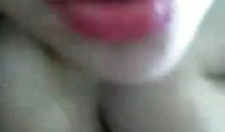 BBW pets et Pisse chien femme porno dans la rue