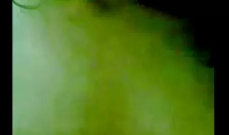 L'homme est une blonde bavaroise. jolie blonde xxx