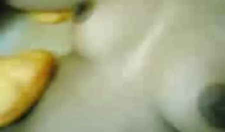 Le vieux cul de hahali qui baise femme avec chien xxx la jeune fille sans bruit