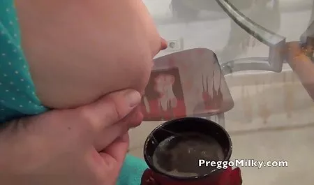 Chaud mère mamie porno francais dans Chaise