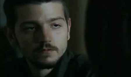 Un homme dur a porno cheval femme baisé une blonde aux gros seins.