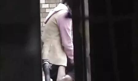 Les hommes du médecin sont allés se coucher avec la fille blonde jolie fille xxx de Dara.