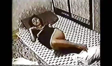 Sa voiture femme voilee xxx est tombée en panne.