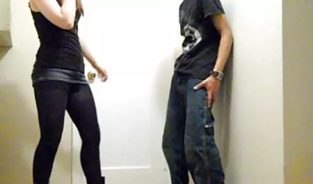 Busty xnxx les fille salope se soumet à un nouvel homme