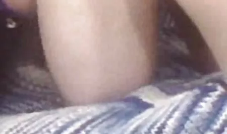 Chaud fontaine xxx Trentenaire doigts poilu chatte