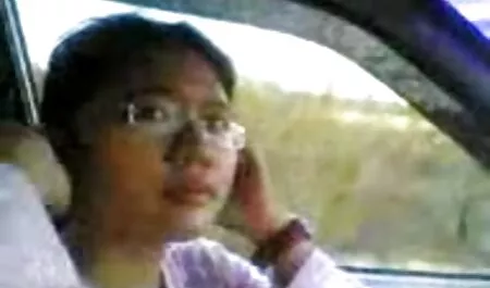 Passé les tests pour un rôle dans le film pour porno femmes de ménage adultes