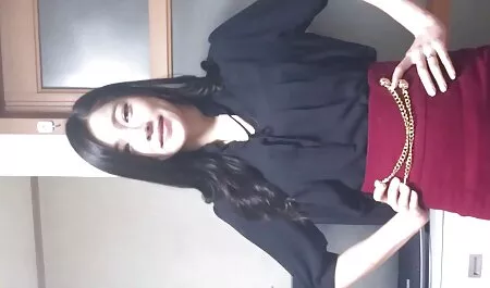 Les jeunes blogueurs ont fait du porno à la maison. femme violee xxx