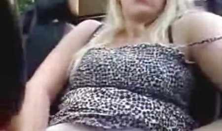 Couper de grandes quantités à xxx femme chien la maison