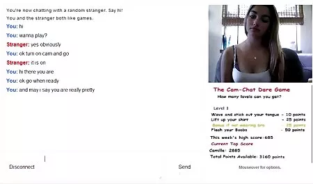 Un homme est allé à femme fontainexxx l'ami anal proche de rouge.