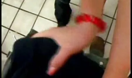 Deux membres dans une pute jolie blonde porn