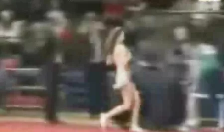 Julie Skyhigh est un phallus Pénétration trou du cul dans xxx famme arab son cul.